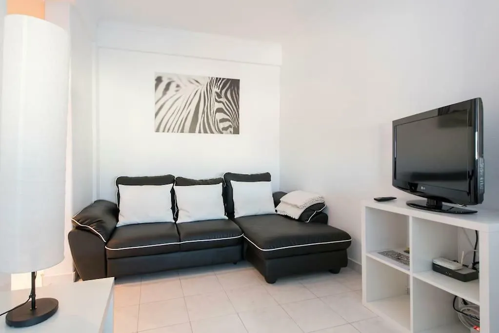 In Bed With Lisbon 7D Apartment Amadora